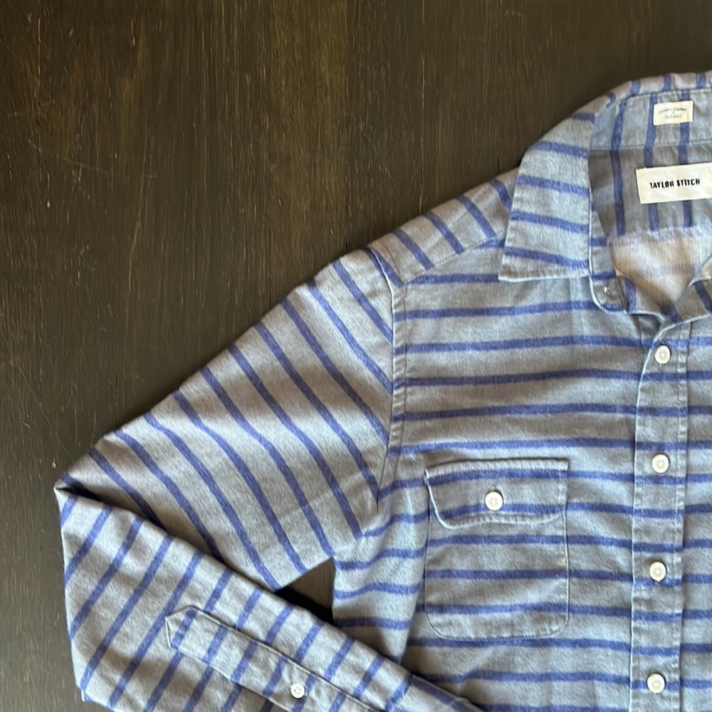 Taylor Stitch Light Blue/Blue Strip Button Down Shirt Size 36 Small - Picture 3 of 6